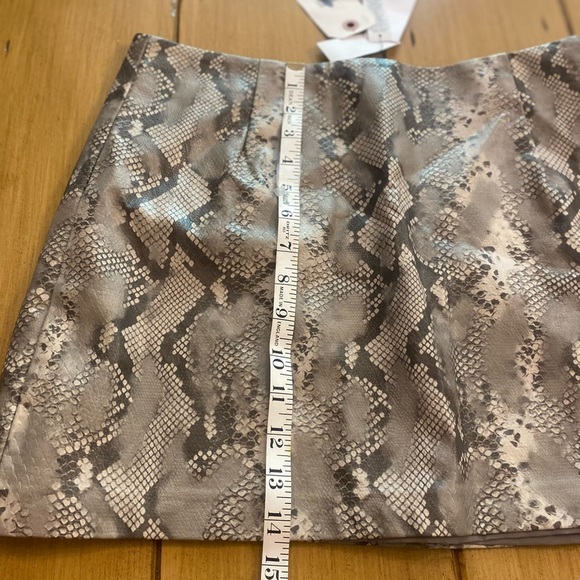 Topshop women’s snakeskin mini skirt lined zipper New size 8 - Picture 8 of 10